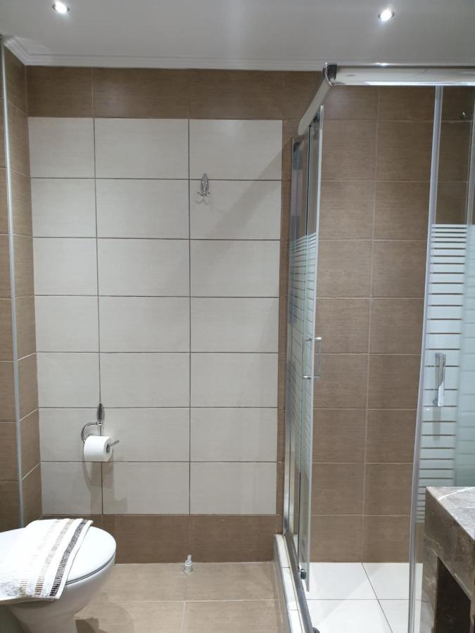 Iro Apartments Néa Péramos Zewnętrze zdjęcie