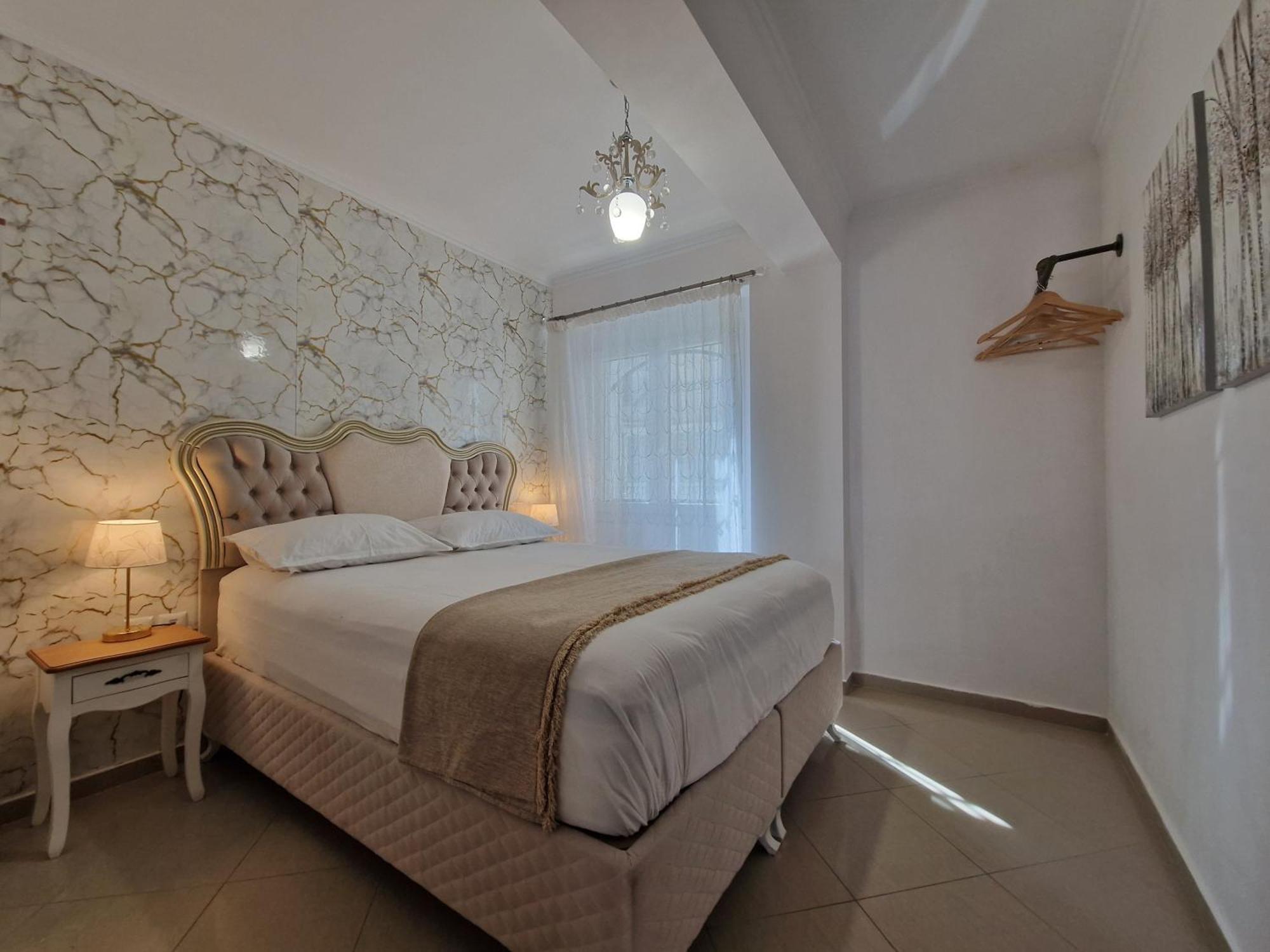 Iro Apartments Néa Péramos Zewnętrze zdjęcie